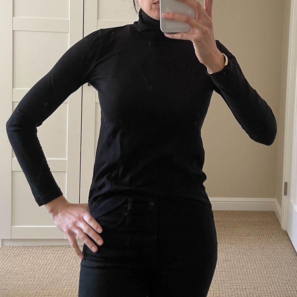Jcrew Black Turtleneck, size Small